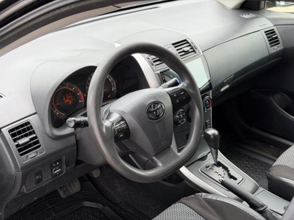 Toyota Corolla X (E140 E150) Рестайлинг с пробегом 2012 года, цена 959 000 рублей, 224905 км, седан, Автокод Объявления