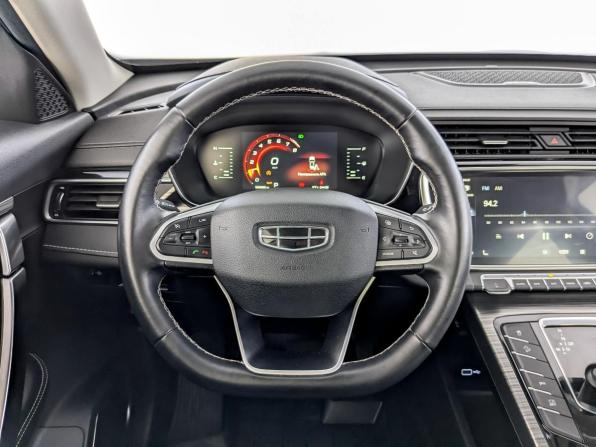 Geely Atlas Pro с пробегом 2022 года, цена 2 120 000 рублей, 52686 км, внедорожник, Автокод Объявления