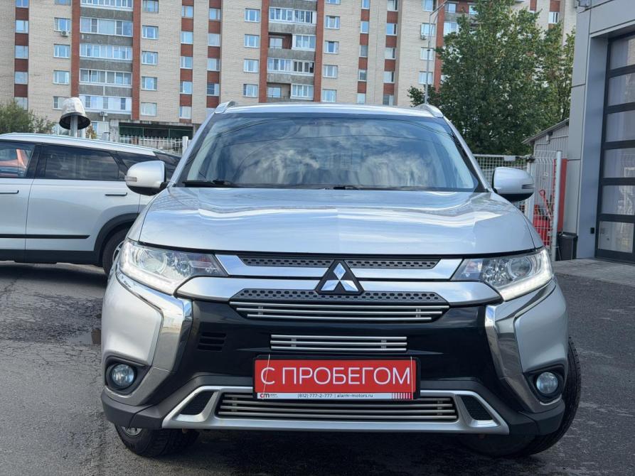 Mitsubishi Outlander III Рестайлинг 2 Санкт-Петербург  - изображение 2