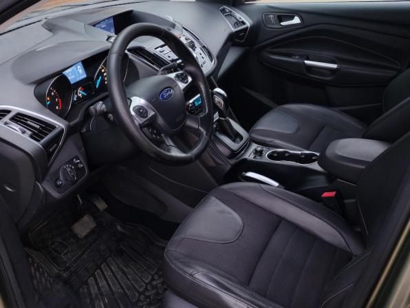 Ford Kuga II с пробегом 2013 года, цена 1 150 000 рублей, 180390 км, внедорожник, Автокод Объявления