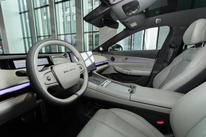 Новый Exeed Exlantix ES 2025 года, цена 6 170 000 рублей, седан, Автокод Объявления