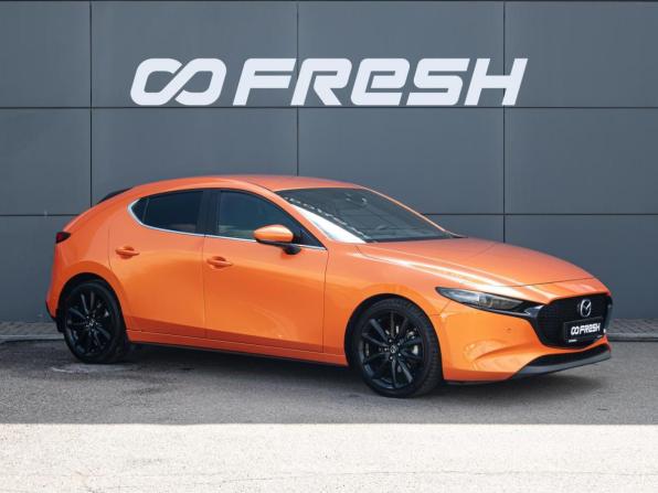 Mazda 3 IV (BP) с пробегом 2019 года, цена 2 130 000 рублей, 93569 км, хэтчбек, Автокод Объявления