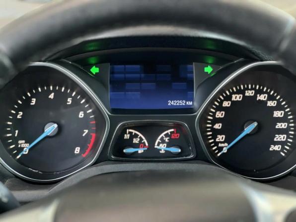 Ford Kuga II с пробегом 2014 года, цена 1 045 000 рублей, 242252 км, внедорожник, Автокод Объявления