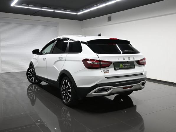 Lada (ВАЗ) Vesta I Рестайлинг (NG) с пробегом 2024 года, цена 1 575 000 рублей, 53012 км, универсал, Автокод Объявления