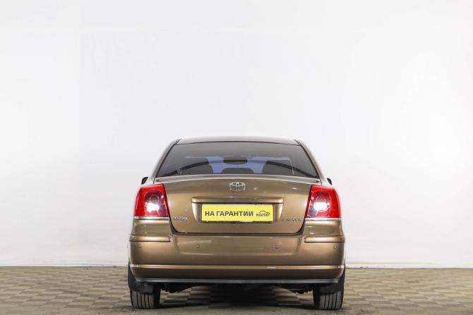 Toyota Avensis II с пробегом 2006 года, цена 1 049 000 рублей, 245000 км, седан, Автокод Объявления