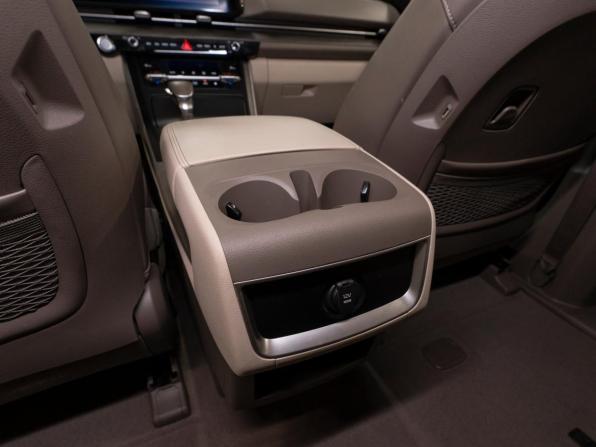 Kia Carnival IV с пробегом 2022 года, цена 3 990 000 рублей, 79479 км, минивэн, Автокод Объявления
