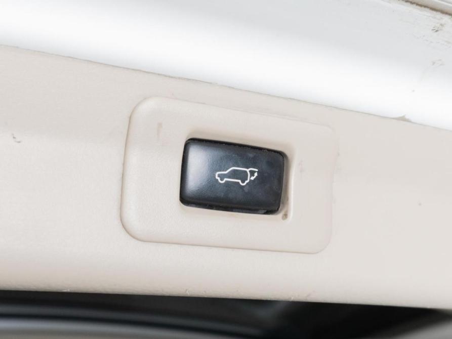 Toyota Alphard I Рестайлинг Тюмень  - изображение 25