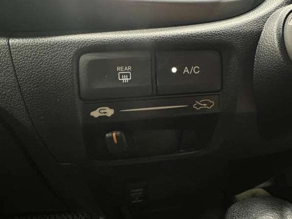 Honda Fit II с пробегом 2010 года, цена 830 000 рублей, 105000 км, хэтчбек, Автокод Объявления