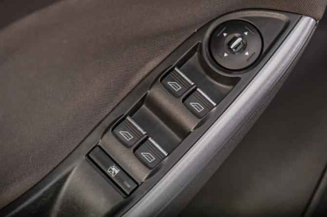 Ford Focus III с пробегом 2012 года, цена 899 000 рублей, 334000 км, хэтчбек, Автокод Объявления