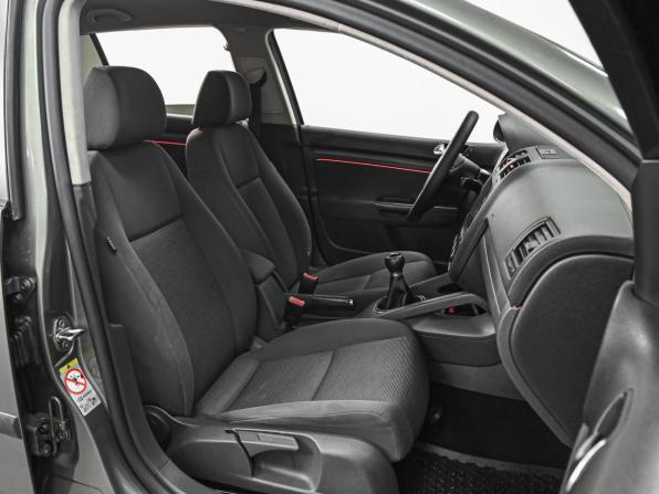 Volkswagen Golf V с пробегом 2007 года, цена 450 000 рублей, 244751 км, хэтчбек, Автокод Объявления