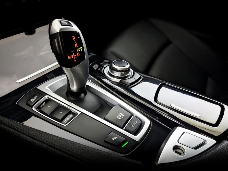 BMW 5 серии VI (F10/F11/F07) Рестайлинг Москва  - изображение 28