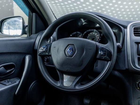 Renault Sandero II с пробегом 2016 года, цена 749 000 рублей, 161511 км, хэтчбек, Автокод Объявления