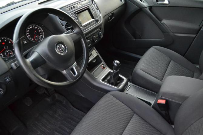 Volkswagen Tiguan I Рестайлинг с пробегом 2015 года, цена 1 350 000 рублей, 133020 км, внедорожник, Автокод Объявления