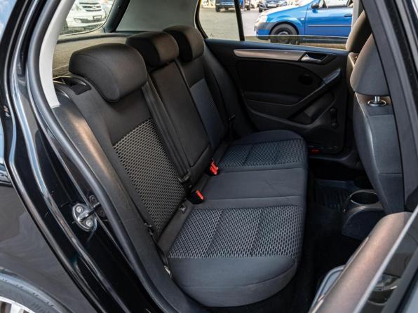 Volkswagen Golf VI с пробегом 2010 года, цена 849 000 рублей, 321811 км, хэтчбек, Автокод Объявления