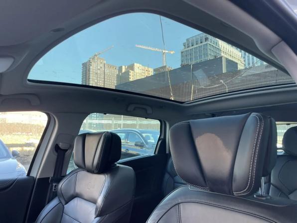 Renault Scenic IV с пробегом 2018 года, цена 1 490 000 рублей, 186130 км, компактвэн, Автокод Объявления