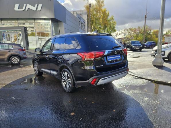 Mitsubishi Outlander III Рестайлинг 3 с пробегом 2021 года, цена 2 700 000 рублей, 71289 км, внедорожник, Автокод Объявления