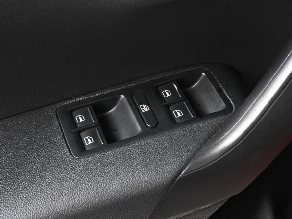 Volkswagen Polo V Рестайлинг с пробегом 2019 года, цена 1 579 000 рублей, 120347 км, седан, Автокод Объявления