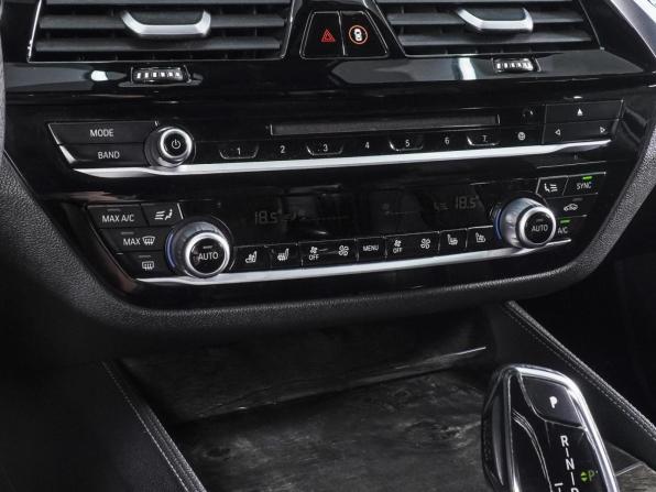 BMW 5 серии VII (G30/G31/G38) с пробегом 2017 года, цена 4 490 000 рублей, 155039 км, седан, Автокод Объявления