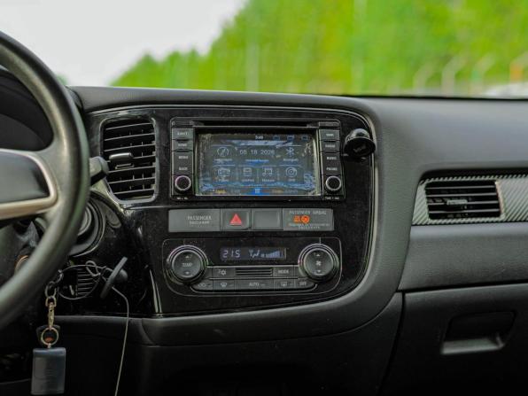 Mitsubishi Outlander III Рестайлинг 2 с пробегом 2015 года, цена 1 368 000 рублей, 175976 км, внедорожник, Автокод Объявления