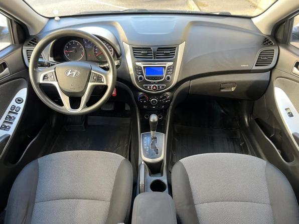 Hyundai Solaris I с пробегом 2013 года, цена 799 000 рублей, 142236 км, хэтчбек, Автокод Объявления