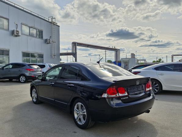 Honda Civic VIII Рестайлинг с пробегом 2010 года, цена 689 000 рублей, 176230 км, седан, Автокод Объявления