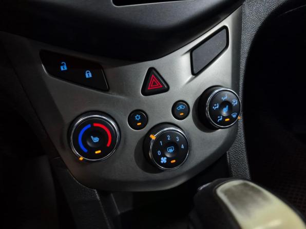 Chevrolet Aveo II с пробегом 2013 года, цена 575 000 рублей, 209894 км, седан, Автокод Объявления
