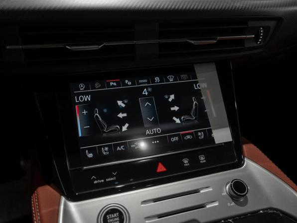 Audi Q6 с пробегом 2026 года, цена 8 700 000 рублей, 17 км, внедорожник, Автокод Объявления