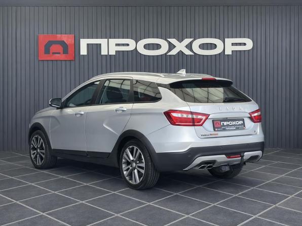 Lada (ВАЗ) Vesta I с пробегом 2018 года, цена 1 077 000 рублей, 91640 км, универсал, Автокод Объявления
