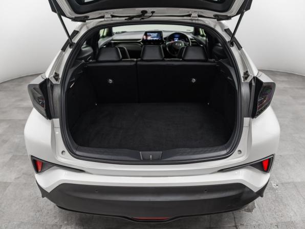 Toyota C-HR I с пробегом 2017 года, цена 1 890 000 рублей, 146601 км, внедорожник, Автокод Объявления