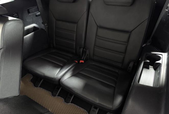 Kia Sorento II Рестайлинг с пробегом 2017 года, цена 2 650 000 рублей, 274061 км, внедорожник, Автокод Объявления