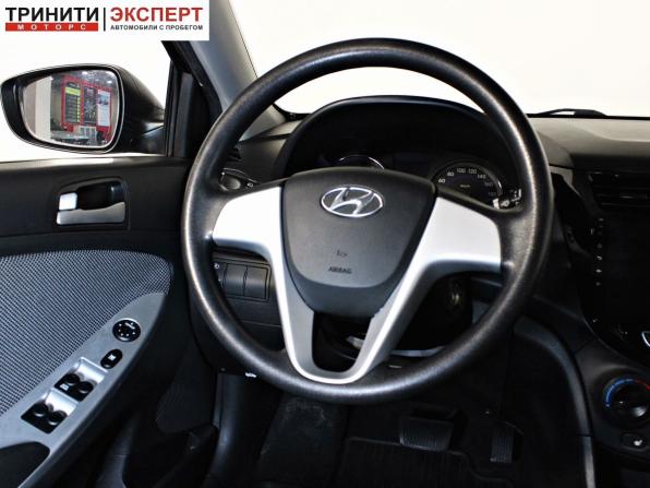 Hyundai Solaris I с пробегом 2012 года, цена 857 000 рублей, 121228 км, седан, Автокод Объявления