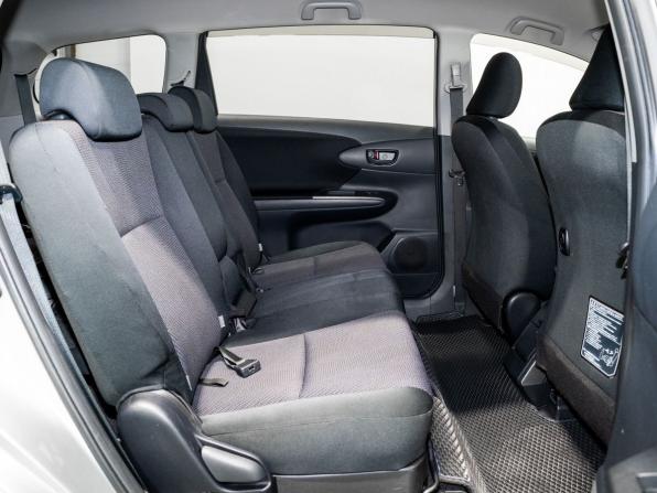 Toyota Wish II Рестайлинг с пробегом 2014 года, цена 1 447 000 рублей, 135090 км, минивэн, Автокод Объявления