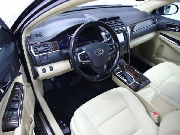 Toyota Camry VII (XV50) Рестайлинг с пробегом 2015 года, цена 1 950 000 рублей, 232953 км, седан, Автокод Объявления