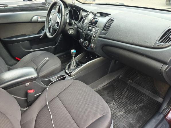 Kia Cerato II с пробегом 2010 года, цена 519 000 рублей, 323999 км, седан, Автокод Объявления