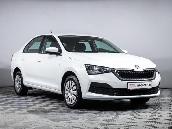 Skoda Rapid II с пробегом 2022 года, цена 1 890 000 рублей, 65466 км, лифтбек, Автокод Объявления
