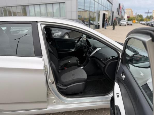 Hyundai Solaris I с пробегом 2011 года, цена 720 000 рублей, 158723 км, хэтчбек, Автокод Объявления