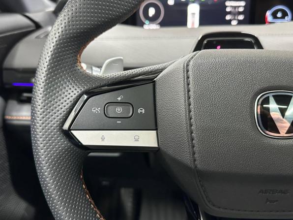 Changan UNI-V I с пробегом 2024 года, цена 2 496 000 рублей, 18146 км, лифтбек, Автокод Объявления