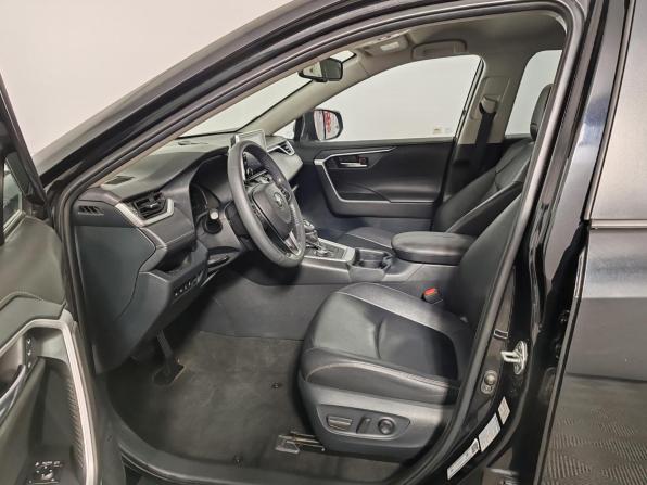 Toyota RAV4 V (XA50) с пробегом 2021 года, цена 2 850 000 рублей, 150725 км, внедорожник, Автокод Объявления