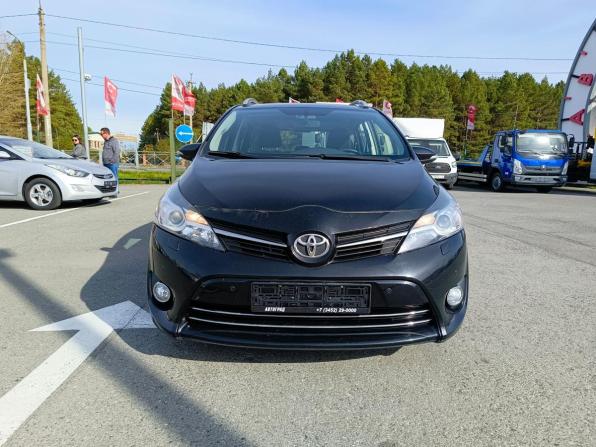 Toyota Verso I Рестайлинг с пробегом 2013 года, цена 1 459 995 рублей, 99380 км, компактвэн, Автокод Объявления