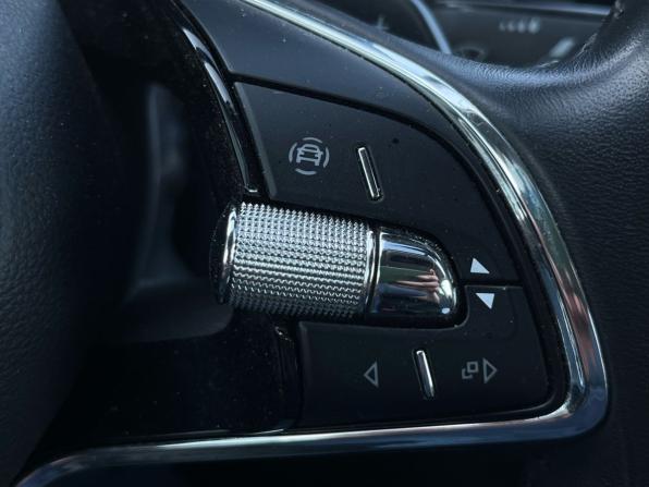 Skoda Octavia IV (A8) с пробегом 2021 года, цена 2 190 000 рублей, 109989 км, лифтбек, Автокод Объявления