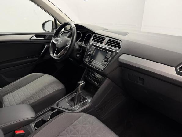 Volkswagen Tiguan II Рестайлинг с пробегом 2021 года, цена 2 330 000 рублей, 112938 км, внедорожник, Автокод Объявления
