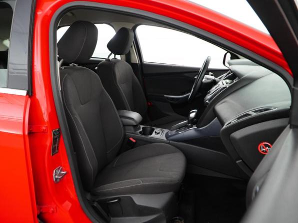 Ford Focus III с пробегом 2011 года, цена 949 046 рублей, 104436 км, хэтчбек, Автокод Объявления