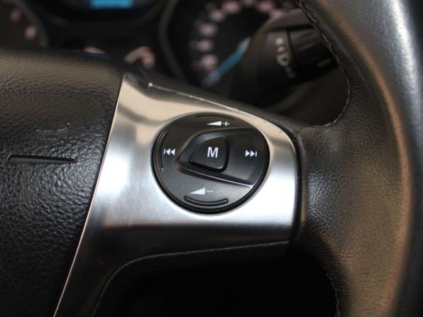 Ford Focus III с пробегом 2012 года, цена 789 900 рублей, 217727 км, хэтчбек, Автокод Объявления