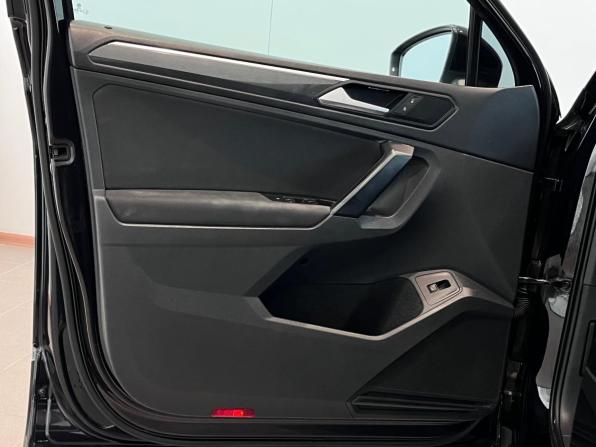 Volkswagen Tiguan II с пробегом 2018 года, цена 2 350 000 рублей, 189838 км, внедорожник, Автокод Объявления