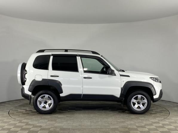 Lada (ВАЗ) Niva Travel I с пробегом 2022 года, цена 920 000 рублей, 32282 км, внедорожник, Автокод Объявления