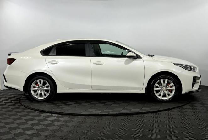 Kia Cerato III Рестайлинг (Classic) с пробегом 2019 года, цена 1 945 000 рублей, 40041 км, седан, Автокод Объявления
