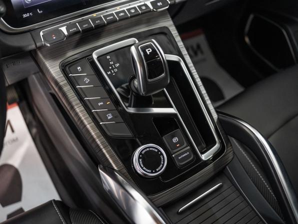 Geely Atlas Pro с пробегом 2022 года, цена 2 045 500 рублей, 48408 км, внедорожник, Автокод Объявления