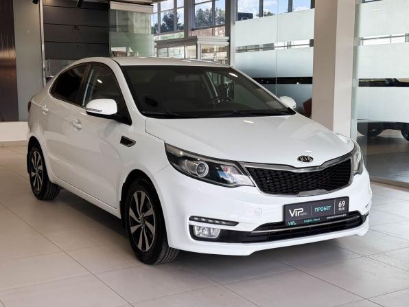 Kia Rio III Рестайлинг с пробегом 2015 года, цена 1 220 000 рублей, 28904 км, седан, Автокод Объявления