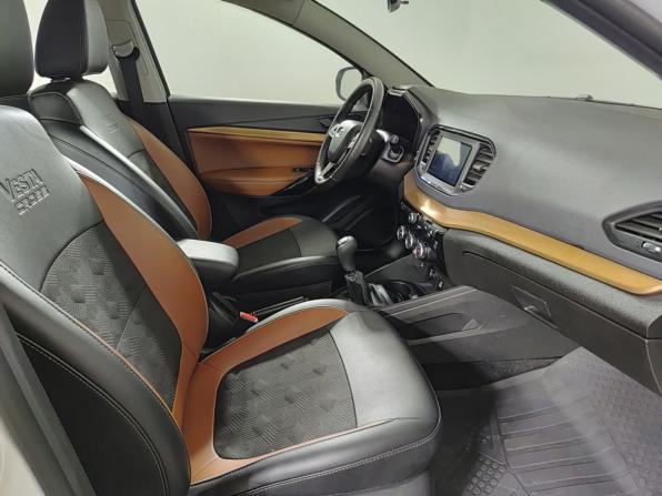 Lada (ВАЗ) Vesta I Рестайлинг (NG) с пробегом 2023 года, цена 1 310 000 рублей, 25795 км, седан, Автокод Объявления