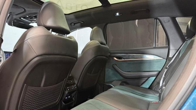 Geely Monjaro I с пробегом 2024 года, цена 3 300 000 рублей, 48537 км, внедорожник, Автокод Объявления